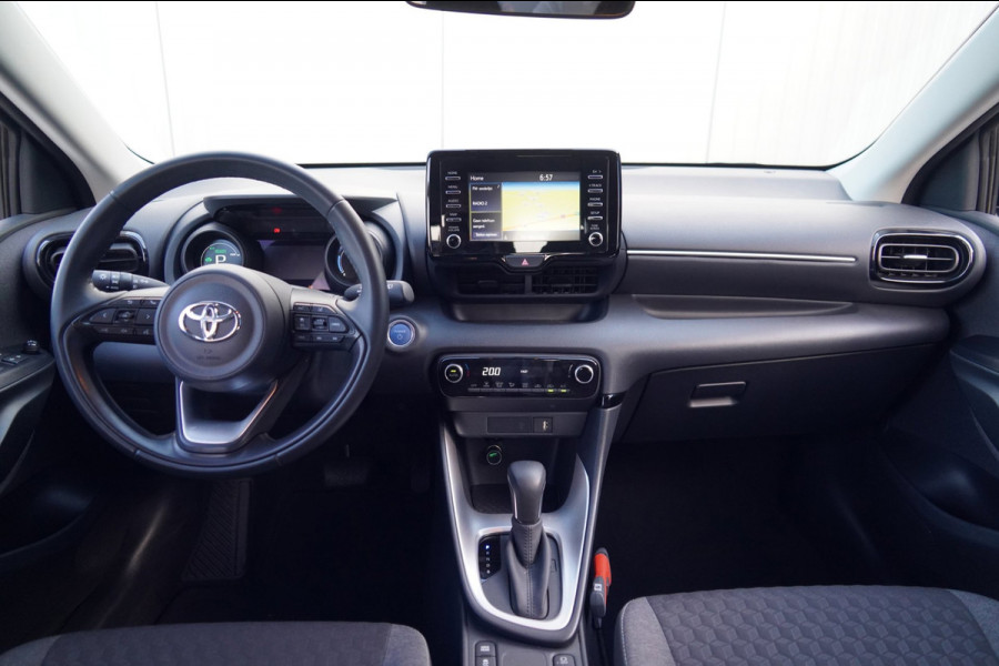 Toyota Yaris 1.5 Hybrid 115 Business Plus / 1e Eigenaar / 31dkm NAP / Navigatie / Climate / Cruise