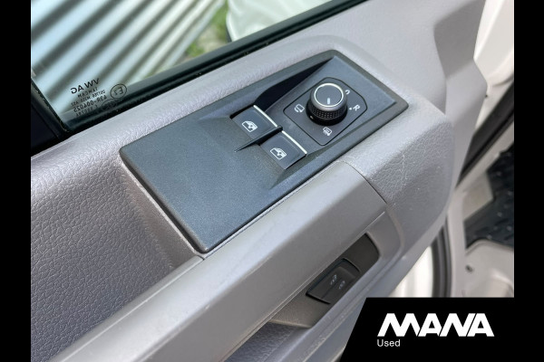 Volkswagen Crafter 35 2.0 TDI L4H3 Automaat Camera Cruise Carplay Cruise Voorruitverwarming