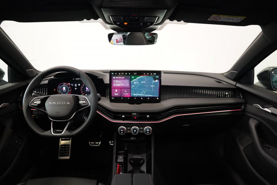 Škoda Superb Combi 1.5 TSI PHEV Sportline Business Climate control Panoramadak Leder Elek. Stoelen Stoel Ventilatie/Verwarming 24 Maanden garantie* (Vraag naar de voorwaarden)