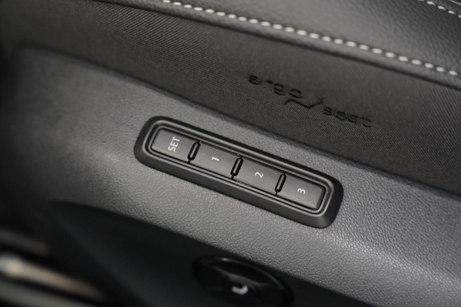 Škoda Superb Combi 1.5 TSI PHEV Sportline Business Climate control Panoramadak Leder Elek. Stoelen Stoel Ventilatie/Verwarming 24 Maanden garantie* (Vraag naar de voorwaarden)