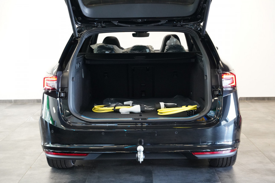 Škoda Superb Combi 1.5 TSI PHEV Sportline Business Climate control Panoramadak Leder Elek. Stoelen Stoel Ventilatie/Verwarming 24 Maanden garantie* (Vraag naar de voorwaarden)