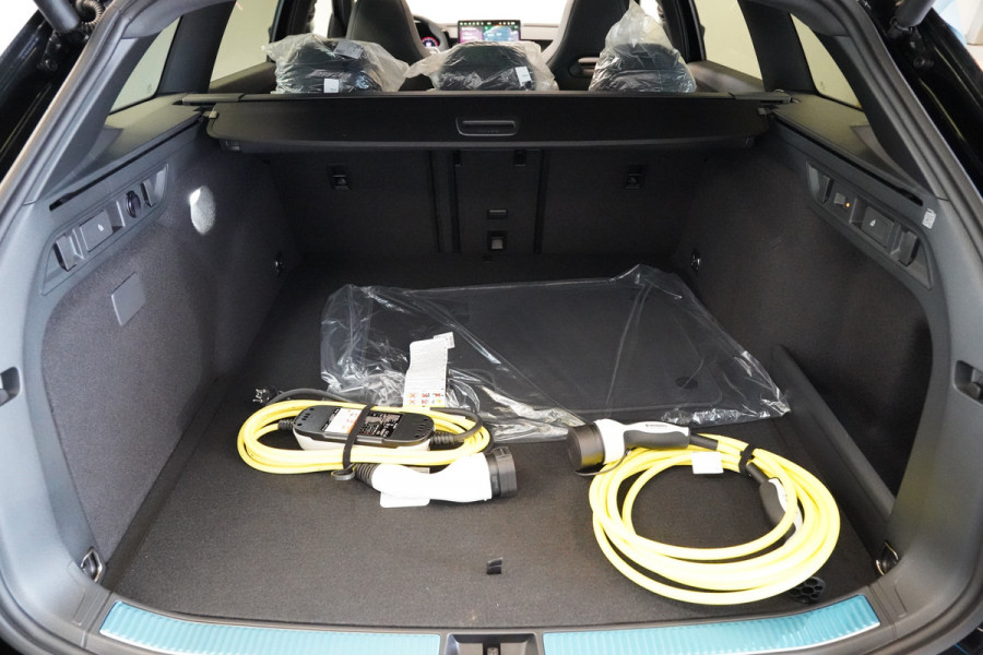 Škoda Superb Combi 1.5 TSI PHEV Sportline Business Climate control Panoramadak Leder Elek. Stoelen Stoel Ventilatie/Verwarming 24 Maanden garantie* (Vraag naar de voorwaarden)