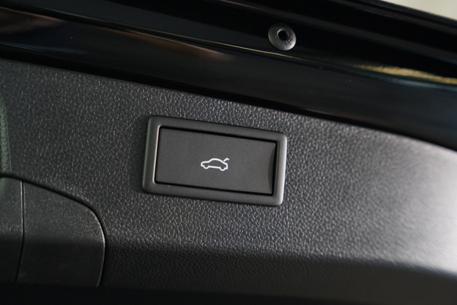 Škoda Superb Combi 1.5 TSI PHEV Sportline Business Climate control Panoramadak Leder Elek. Stoelen Stoel Ventilatie/Verwarming 24 Maanden garantie* (Vraag naar de voorwaarden)