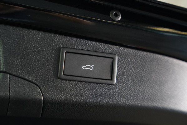 Škoda Superb Combi 1.5 TSI PHEV Sportline Business Climate control Panoramadak Leder Elek. Stoelen Stoel Ventilatie/Verwarming 24 Maanden garantie* (Vraag naar de voorwaarden)