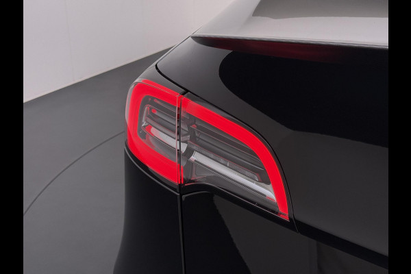 Tesla Model Y Performance AWD 75 kWh SOH 94% RIJKLAAR GELEVERD | TESLA FABRIEKSGARANTIT TOT 3-2027 OF 80.000 | TESLA GARANTIE ACCU + AANDRIJFLIJN T/M 03-2031/ 192.000KM|