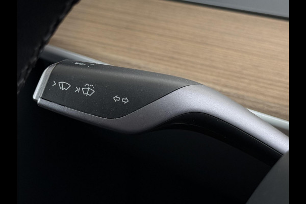 Tesla Model Y Performance AWD 75 kWh SOH 94% RIJKLAAR GELEVERD | TESLA FABRIEKSGARANTIT TOT 3-2027 OF 80.000 | TESLA GARANTIE ACCU + AANDRIJFLIJN T/M 03-2031/ 192.000KM|