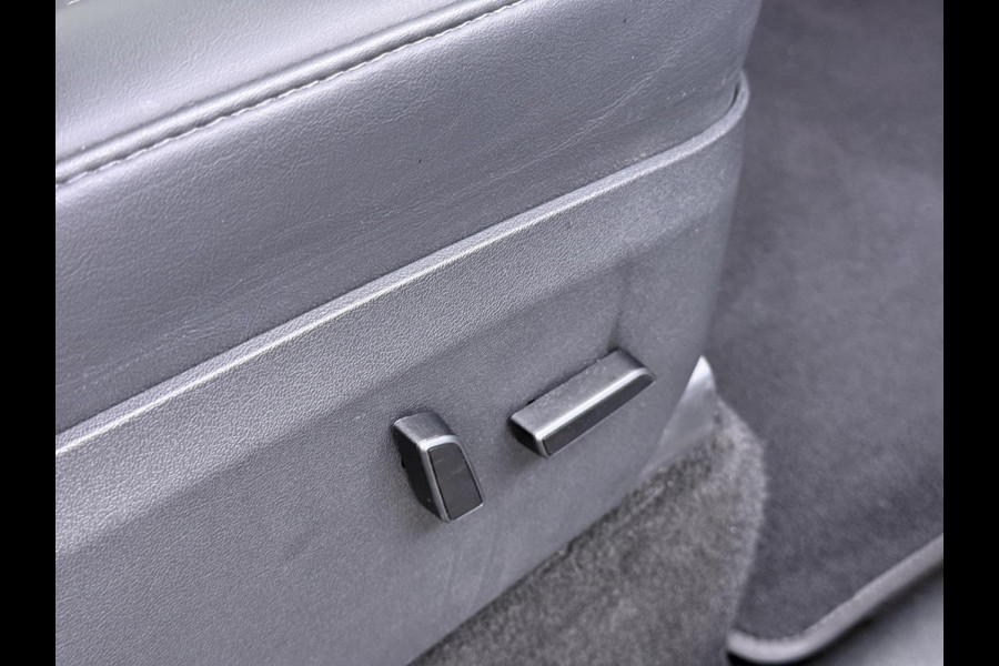 Tesla Model Y Performance AWD 75 kWh SOH 94% RIJKLAAR GELEVERD | TESLA FABRIEKSGARANTIT TOT 3-2027 OF 80.000 | TESLA GARANTIE ACCU + AANDRIJFLIJN T/M 03-2031/ 192.000KM|