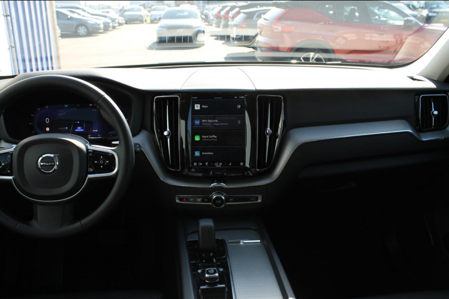 Volvo XC60 T6 350PK Plug-in hybrid AWD Plus Bright Long range / Adaptieve cruise control / Panoramadak / Apple carplay / Parkeersensoren met 360 camera / Elektrische achterklep / Elektrische stoelen met geheugen / Stoel en stuurwielverwarming