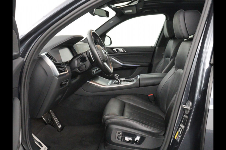 BMW X5 xDrive45e High Executive Plug In | M Sport | Pano | Laser Licht | Stoelventilatie | Trekhaak | Head Up |  Leder Dashboard | Navigatie | Carplay | Harman/Kardon | Camera | Virtual