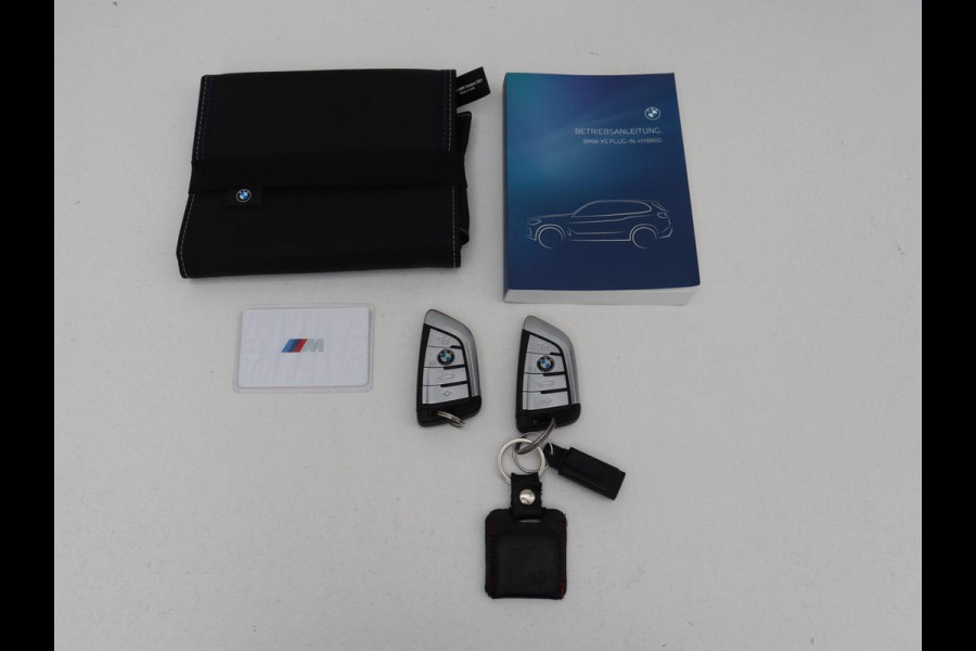 BMW X5 xDrive45e High Executive Plug In | M Sport | Pano | Laser Licht | Stoelventilatie | Trekhaak | Head Up |  Leder Dashboard | Navigatie | Carplay | Harman/Kardon | Camera | Virtual
