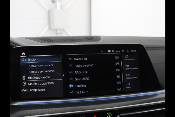 BMW X5 xDrive45e High Executive Plug In | M Sport | Pano | Laser Licht | Stoelventilatie | Trekhaak | Head Up |  Leder Dashboard | Navigatie | Carplay | Harman/Kardon | Camera | Virtual