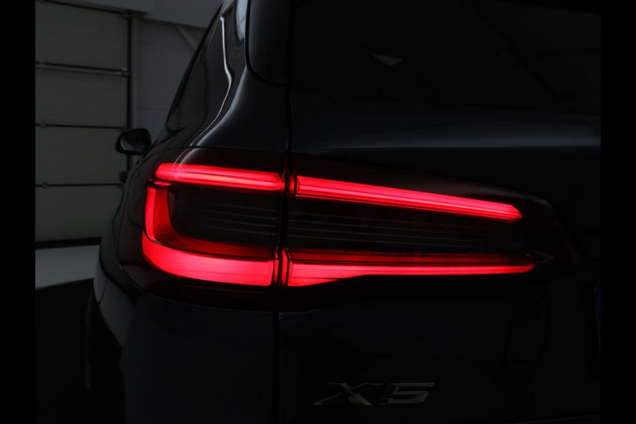 BMW X5 xDrive45e High Executive Plug In | M Sport | Pano | Laser Licht | Stoelventilatie | Trekhaak | Head Up |  Leder Dashboard | Navigatie | Carplay | Harman/Kardon | Camera | Virtual