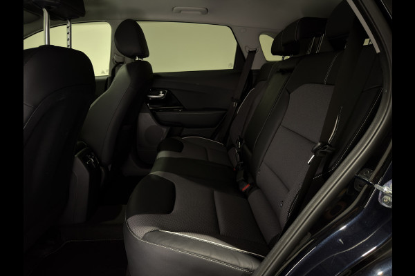 Kia e-Niro DynamicPlusLine 64 kWh | Stoelen & Stuurwiel verwarmd | SOH 94,3 %