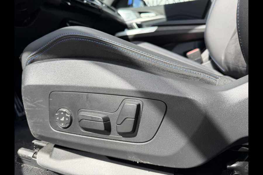 BMW X1 xDrive30e M Sport Pro 19''/Panoramadak/Harman Kardon/Trekhaak/Elektrische stoel + memory + massage/Keyless/Adaptieve cruise/360 Camera