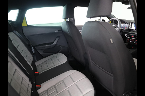 Seat Ibiza 1.0 EcoTSI FR Business Connect | *NIEUW* Python Yellow Metallic | DSG-Automaat | Velgen 'Performance Machined' 18 inch | Draadloze Carplay | Parkeersensoren V/A + Achteruitrij camera