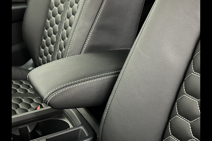 Audi Q3 Sportback 45 TFSI e 245pk S-Line | #RS-Leder | ACC | Trekhaak | Zwarte Hemelbekleding | Navi Plus | Lane Assist | Dodehoek | Lane-Assist | Stoelverwarming | Climate-Control | LED | Interieur-Voorverwarming | Bovag Garantie |