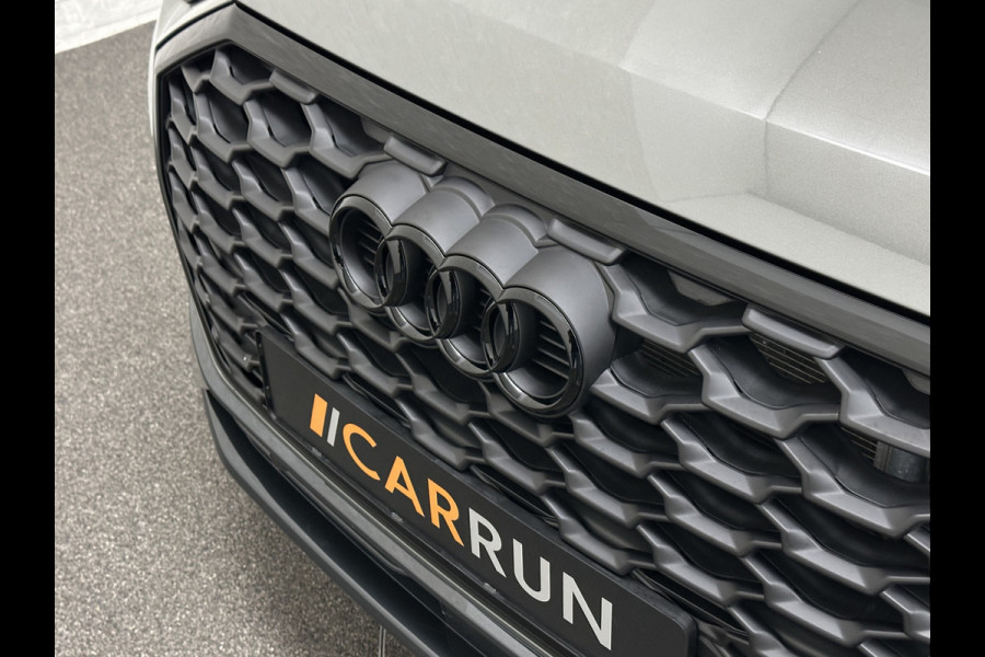Audi Q3 Sportback 45 TFSI e 245pk S-Line | #RS-Leder | ACC | Trekhaak | Zwarte Hemelbekleding | Navi Plus | Lane Assist | Dodehoek | Lane-Assist | Stoelverwarming | Climate-Control | LED | Interieur-Voorverwarming | Bovag Garantie |