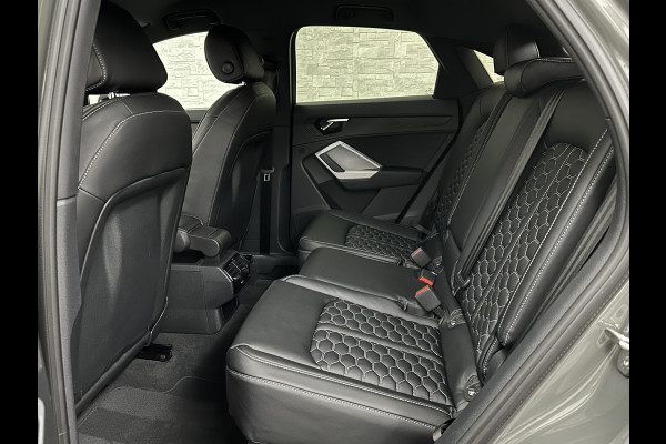 Audi Q3 Sportback 45 TFSI e 245pk S-Line | #RS-Leder | ACC | Trekhaak | Zwarte Hemelbekleding | Navi Plus | Lane Assist | Dodehoek | Lane-Assist | Stoelverwarming | Climate-Control | LED | Interieur-Voorverwarming | Bovag Garantie |