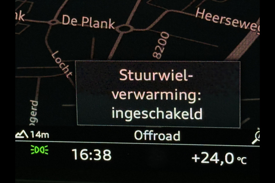 Audi Q3 Sportback 45 TFSI e 245pk S-Line | #RS-Leder | ACC | Trekhaak | Zwarte Hemelbekleding | Navi Plus | Lane Assist | Dodehoek | Lane-Assist | Stoelverwarming | Climate-Control | LED | Interieur-Voorverwarming | Bovag Garantie |