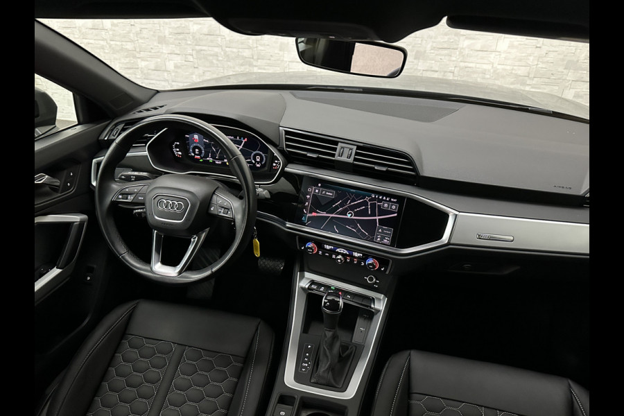 Audi Q3 Sportback 45 TFSI e 245pk S-Line | #RS-Leder | ACC | Trekhaak | Zwarte Hemelbekleding | Navi Plus | Lane Assist | Dodehoek | Lane-Assist | Stoelverwarming | Climate-Control | LED | Interieur-Voorverwarming | Bovag Garantie |