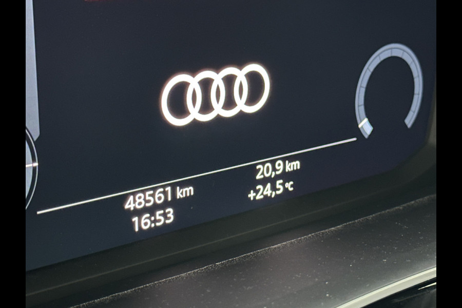 Audi Q3 Sportback 45 TFSI e 245pk S-Line | #RS-Leder | ACC | Trekhaak | Zwarte Hemelbekleding | Navi Plus | Lane Assist | Dodehoek | Lane-Assist | Stoelverwarming | Climate-Control | LED | Interieur-Voorverwarming | Bovag Garantie |