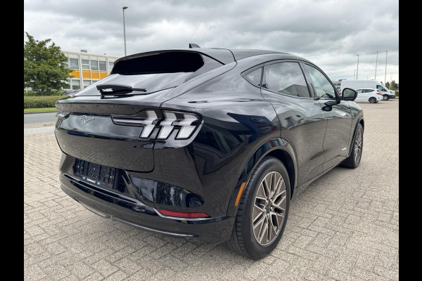 Ford Mustang Mach-E Premium AWD 75 kWh 315pk | Panoramadak | 19 inch Lichtmetaal