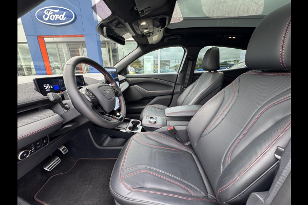 Ford Mustang Mach-E Premium AWD 75 kWh 315pk | Panoramadak | 19 inch Lichtmetaal