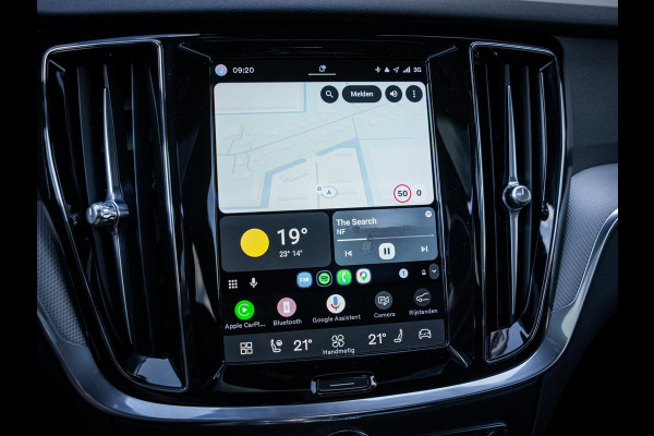 Volvo V60 2.0 T6 Plug-in hybrid AWD - R-Design l Pano l Trekh. l H&K