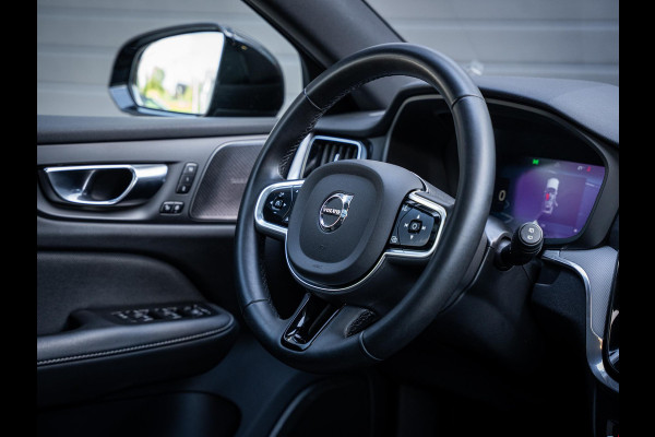 Volvo V60 2.0 T6 Plug-in hybrid AWD - R-Design l Pano l Trekh. l H&K