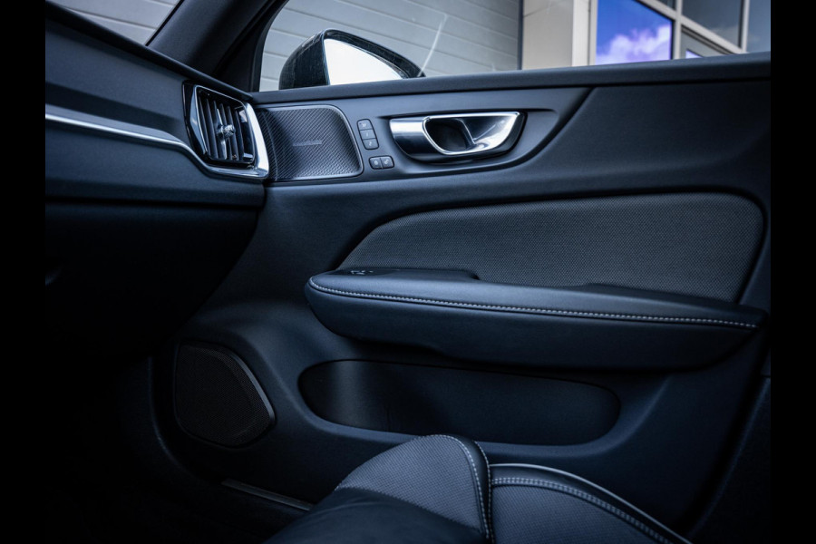 Volvo V60 2.0 T6 Plug-in hybrid AWD - R-Design l Pano l Trekh. l H&K