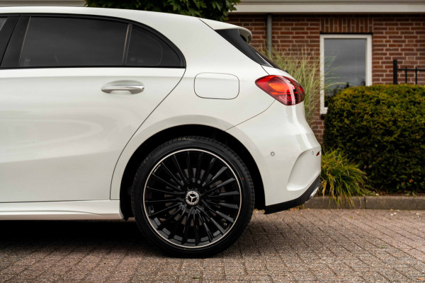 Mercedes-Benz A-Klasse 250 e AMG Line 218 PK 1e Eig Sfeerverlichting Widescreen Keyless Camera 19''