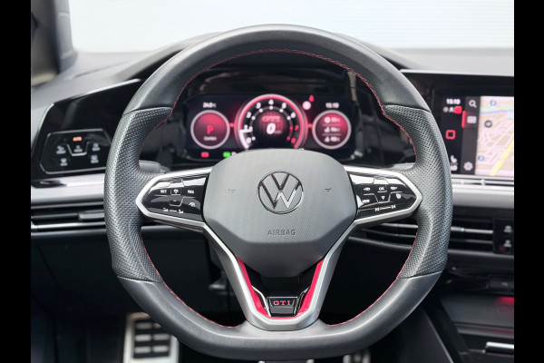 Volkswagen Golf 2.0 TSI GTI Pano/Camera/Matrix
