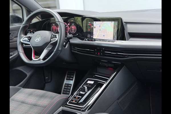 Volkswagen Golf 2.0 TSI GTI Pano/Camera/Matrix