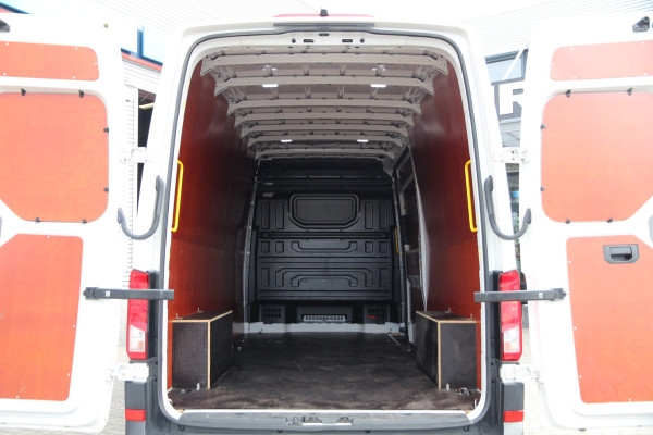 Volkswagen Crafter 2.0 TDI 177 | Aut. | L4H3/L3H2 | LED | Trekhaak | Cruise | Airco..