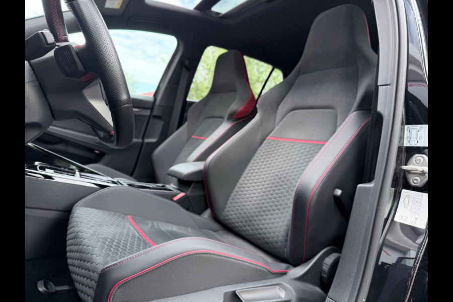 Volkswagen Golf 2.0 TSI GTI Clubsport Pano/Camera/Acc