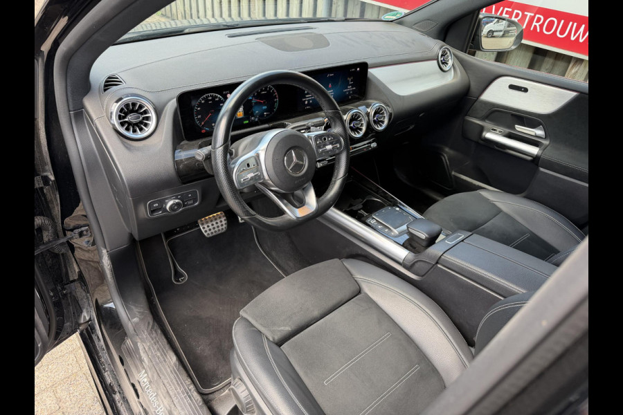 Mercedes-Benz B-Klasse 250 e AMG Line 18''/Dodehoek/Camera/Keyless/Sfeerverlichting/DAB/PDC v+a/Stoelverwarming/Apple Carplay & Android Auto