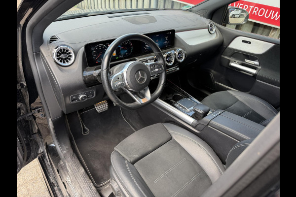 Mercedes-Benz B-Klasse 250 e AMG Line 18''/Dodehoek/Camera/Keyless/Sfeerverlichting/DAB/PDC v+a/Stoelverwarming/Apple Carplay & Android Auto