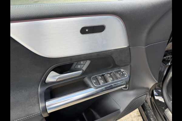 Mercedes-Benz B-Klasse 250 e AMG Line 18''/Dodehoek/Camera/Keyless/Sfeerverlichting/DAB/PDC v+a/Stoelverwarming/Apple Carplay & Android Auto