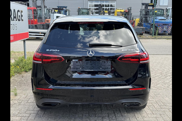 Mercedes-Benz B-Klasse 250 e AMG Line 18''/Dodehoek/Camera/Keyless/Sfeerverlichting/DAB/PDC v+a/Stoelverwarming/Apple Carplay & Android Auto