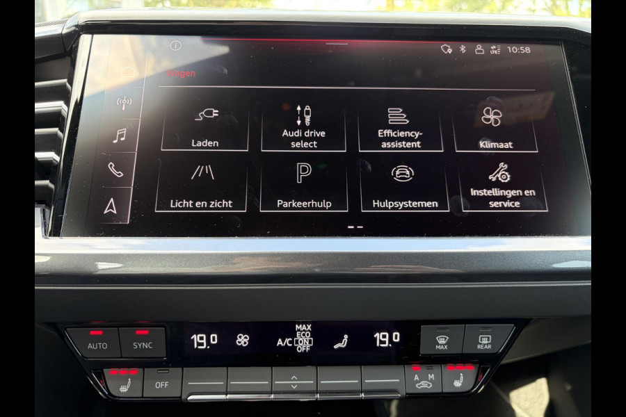 Audi Q4 Sportback e-tron 45 S Edition 82 kWh S-LINE BINNEN + BUITEN VAN: 48.900,- VOOR: 44.877,- UW WKOORDEEL: 4.023,- | 21 INCH!| MEM. STOEL| ACHTERUITRIJCAMERA| NAPPA LEER| DIAMOND STICHING | FABR. GARANTIE T/M 2028