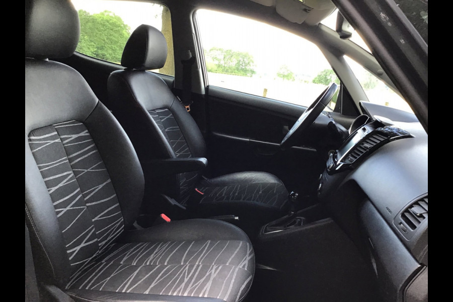 Kia Venga 1.6 CVVT Edition AUTOMAAT/Camera All-seasons