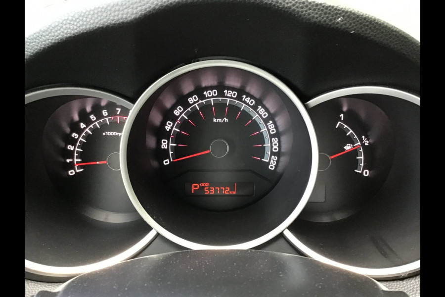 Kia Venga 1.6 CVVT Edition AUTOMAAT/Camera All-seasons