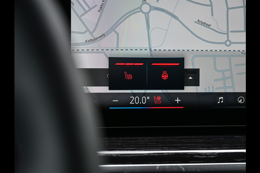 BMW X5 xDrive50e | M-Sport Pro | Panoramadak | Active Cruise | 360 Camera | Iconic Glow | Harman/Kardon | Memory Seats | Head-Up | Luchtvering | Ambiance Interieur | Trekhaak |