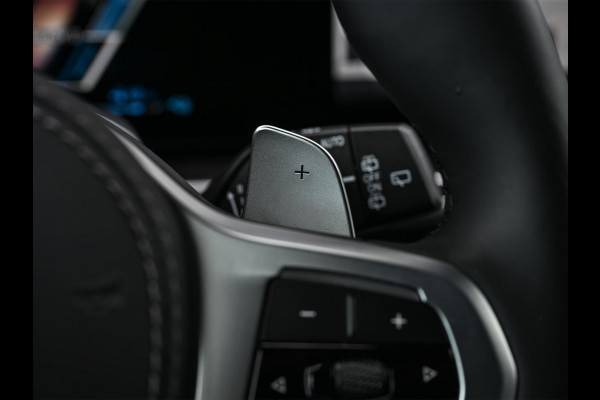 BMW X5 xDrive50e | M-Sport Pro | Panoramadak | Active Cruise | 360 Camera | Iconic Glow | Harman/Kardon | Memory Seats | Head-Up | Luchtvering | Ambiance Interieur | Trekhaak |