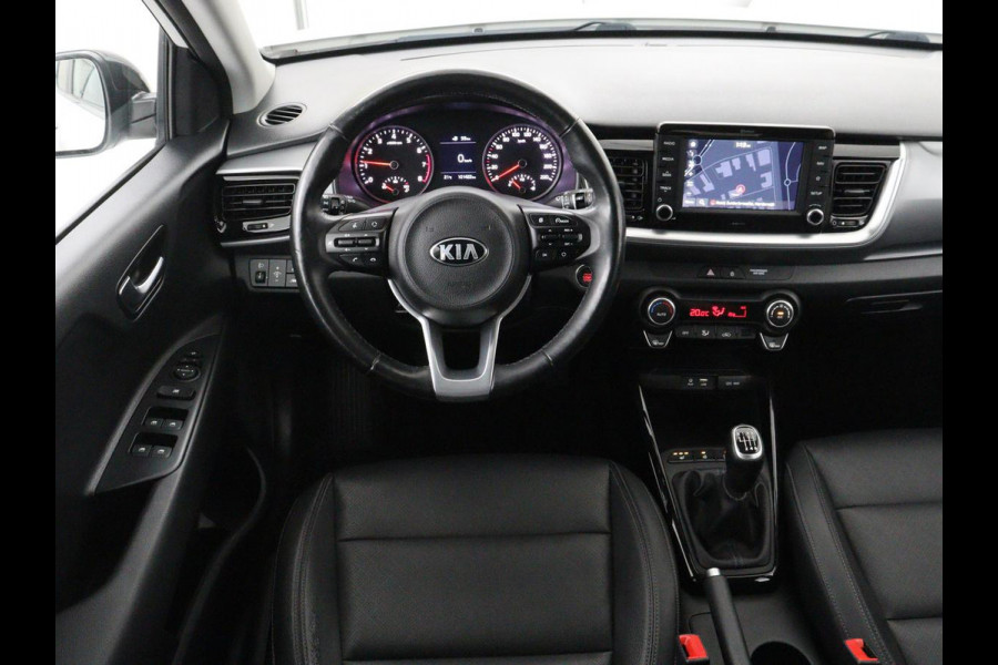 Kia Stonic 1.0 T-GDi ExecutiveLine Lederen bekleding | DAB radio | Carplay | Achteruitrij camera | Adaptive cruise control | Navigatie | Side assist | Keyless | Stoel & stuurwiel verwarming