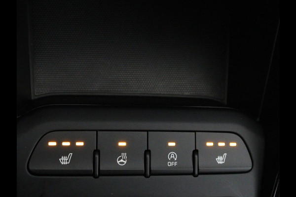 Kia Stonic 1.0 T-GDi ExecutiveLine Lederen bekleding | DAB radio | Carplay | Achteruitrij camera | Adaptive cruise control | Navigatie | Side assist | Keyless | Stoel & stuurwiel verwarming