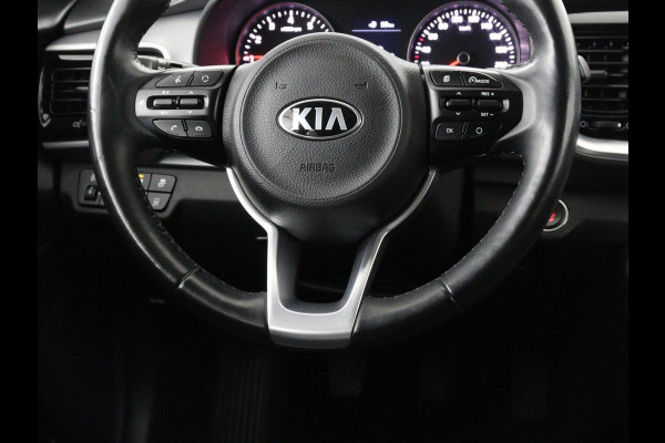 Kia Stonic 1.0 T-GDi ExecutiveLine Lederen bekleding | DAB radio | Carplay | Achteruitrij camera | Adaptive cruise control | Navigatie | Side assist | Keyless | Stoel & stuurwiel verwarming