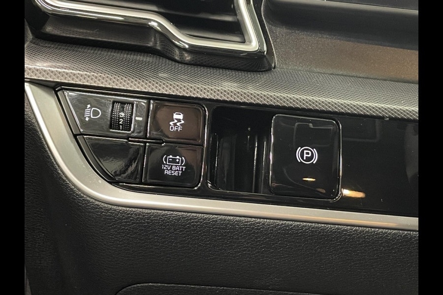 Kia Sportage 1.6 T-GDi Hybrid DynamicLine Navigatie Apple Carplay Android Auto Camera Parkeersensoren Adaptive Cruise Control Full Led Virtual Cockpit Climate Control Lichtmetalen velgen