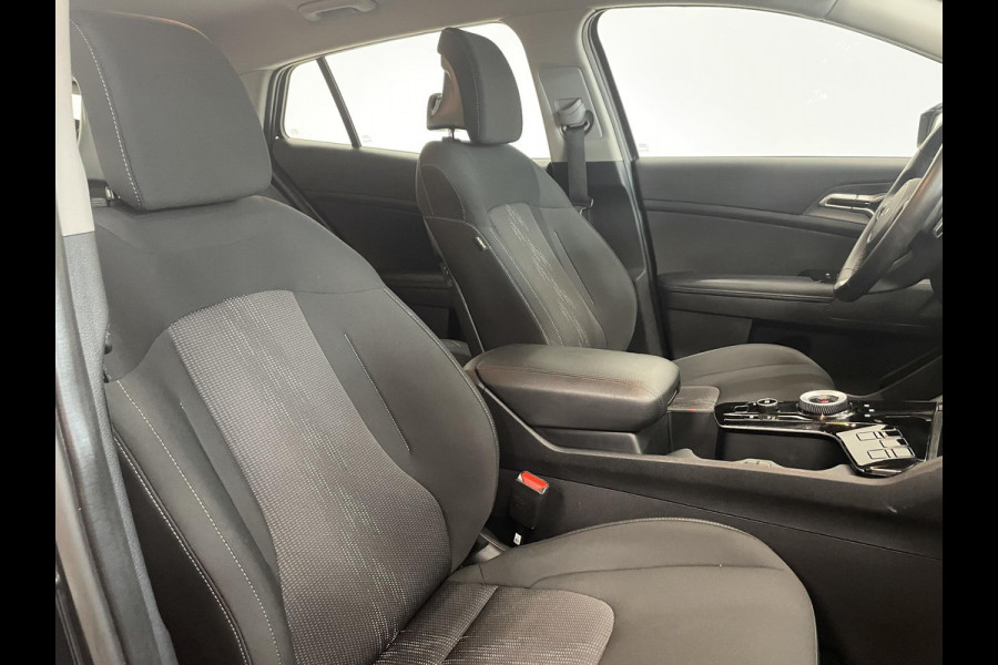 Kia Sportage 1.6 T-GDi Hybrid DynamicLine Navigatie Apple Carplay Android Auto Camera Parkeersensoren Adaptive Cruise Control Full Led Virtual Cockpit Climate Control Lichtmetalen velgen