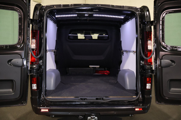 Renault Trafic 2.0 dCi 170pk L2 H1 DC BPM Vrij Black Line